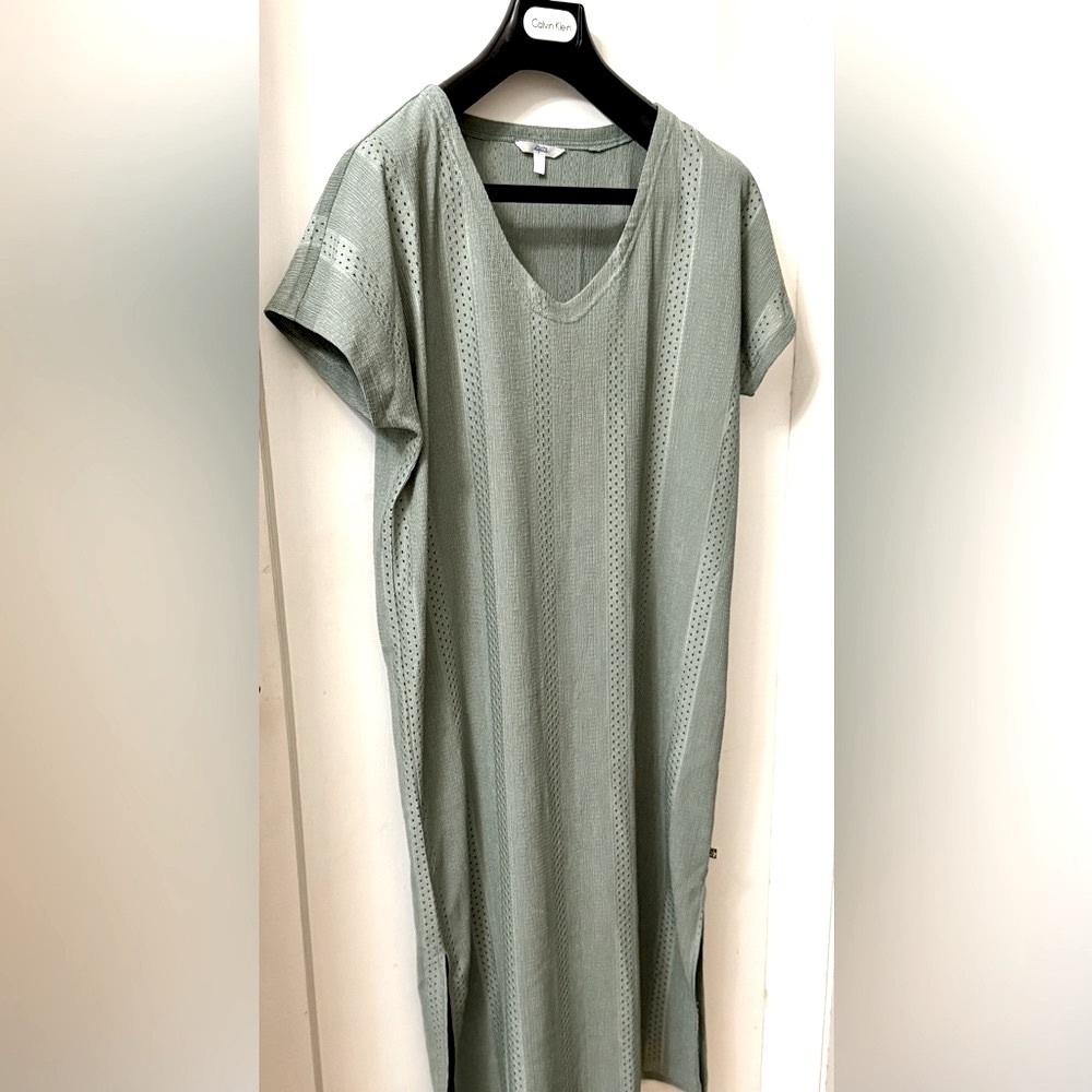 LA VIE EN ROSE COVER-UP/ COMFY LOUNGE WEAR NEVER WORN - Picture 7 of 14
